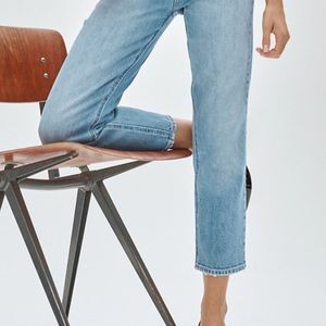 Denim forum - Aritzia Arlo high rise straight - medium wash